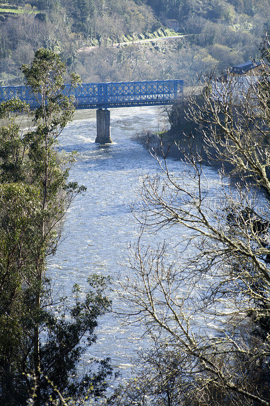 河米诺，Os Peares村，Ribeira Sacra，加利西亚，西班牙。